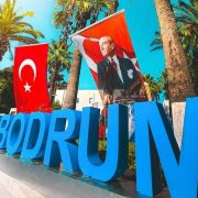 Aydınlığa giden yolun meşalesi