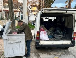 Bodrum’da inşaat atıklarını konteynırlarına atanlar yakalandı