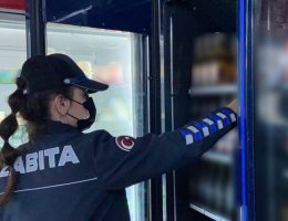BODRUM’DA ZABITA EKİPLERİ  HALK SAĞLIĞINI KORUMAK İÇİN DENETİMDE