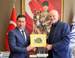 Eski Yunanistan Başbakanı Başkan Aras’ı ziyaret etti