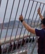 Bodrum’da sahili demir korkulukla kapattılar