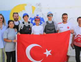 YELKENCİLERDEN ANI DUVARI BOYAMA ETKİNLİĞİ