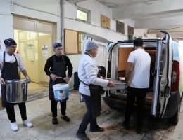 BODRUM BELEDİYESİ’NDEN ÖĞRENCİLERE ÖĞÜN DESTEĞİ