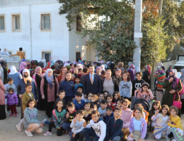 Başkan Aras çocuklara yeni yıl sevinci yaşattı
