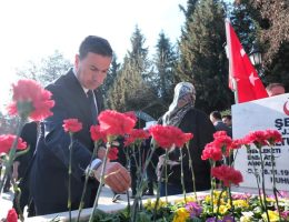 Başkan Aras:”Kahraman Ordumuzun ayağına taş değmesin.”