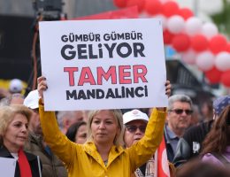 CHP’den  Bodrum”da gövde gösterisi