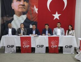 CADDE ÜZERİ OTOPARK İHALESİ YENİLENMEYECEK   