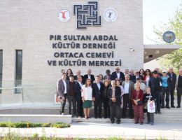 PİR SULTAN ABDAL DERNEĞİ’NDEN ARAS’A ONURSAL ÜYELİK