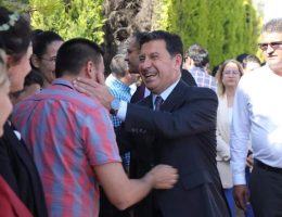 Başkan Aras Belediye Emekçileri birlikte…