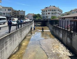 Marmaris Dereleri Temizleniyor